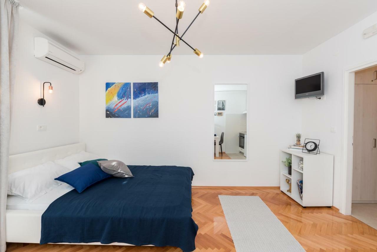 Apartment Var Split Exterior photo